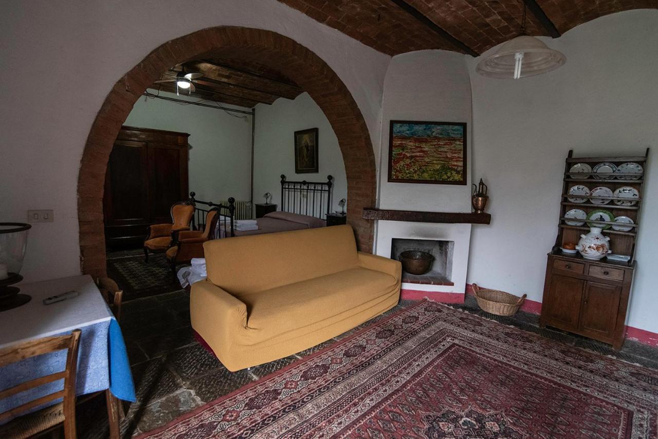 Agriturismo La Fontaccia Montiano  Luaran gambar